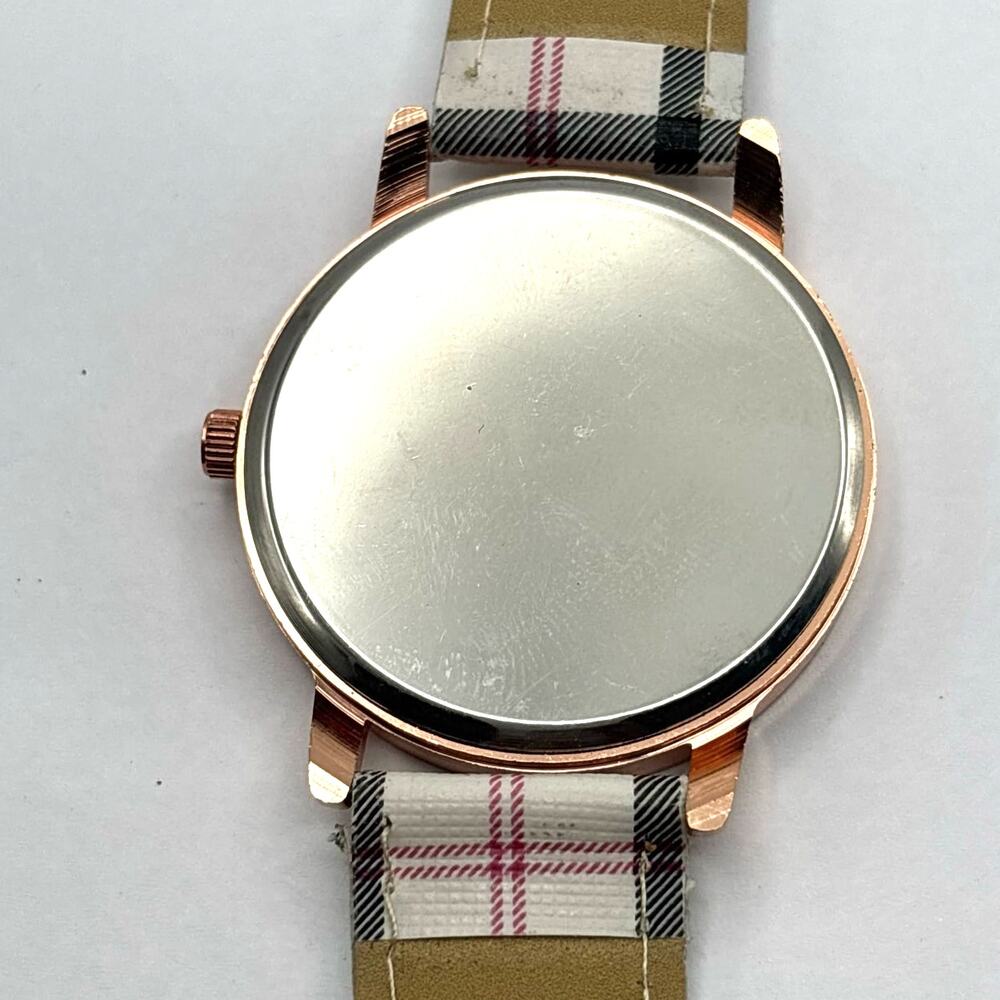 Rose Gold Patterned Watch - Picture 5 of 5